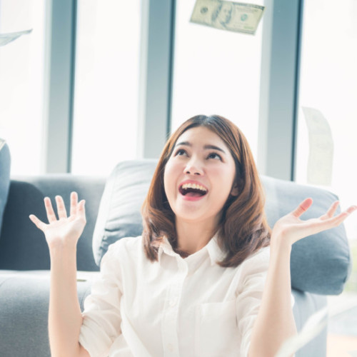 体入は日払いでお金がもらえる?キャバクラの日払い制度について詳しく解説