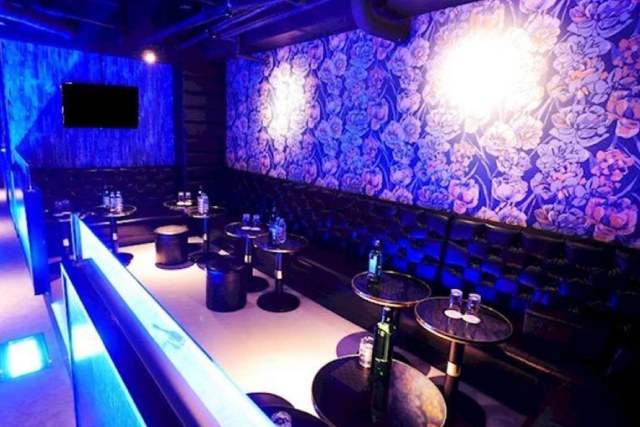 千葉のキャバクラ「CLUB ICHIKA(イチカ)」の店内