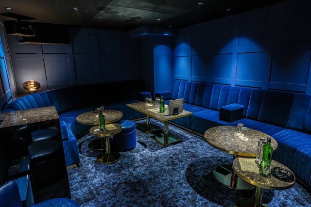 千葉のキャバクラ「CLUB SENKA(センカ)」の店内