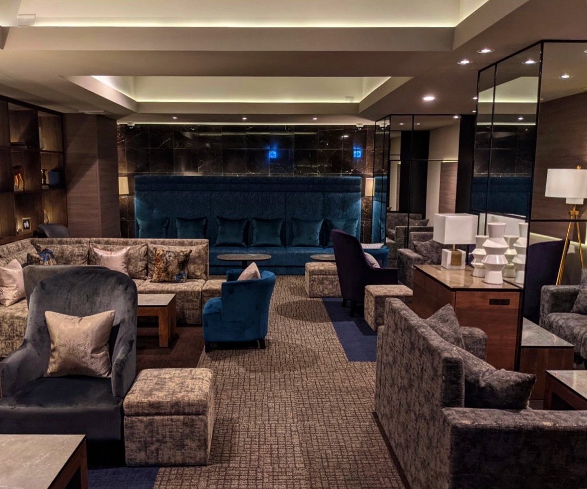 あの有名店の系列 ラウンジジャングル 六本木 を解説 注目キャストや料金についてご紹介します 体入ドットコム Plus