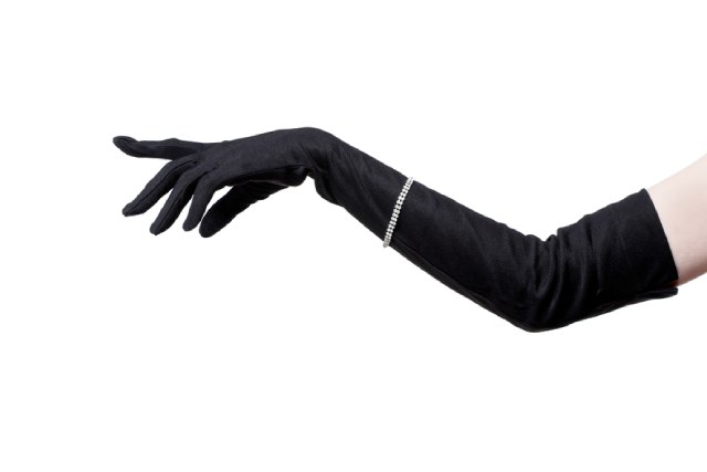 ロング丈の黒い手袋
