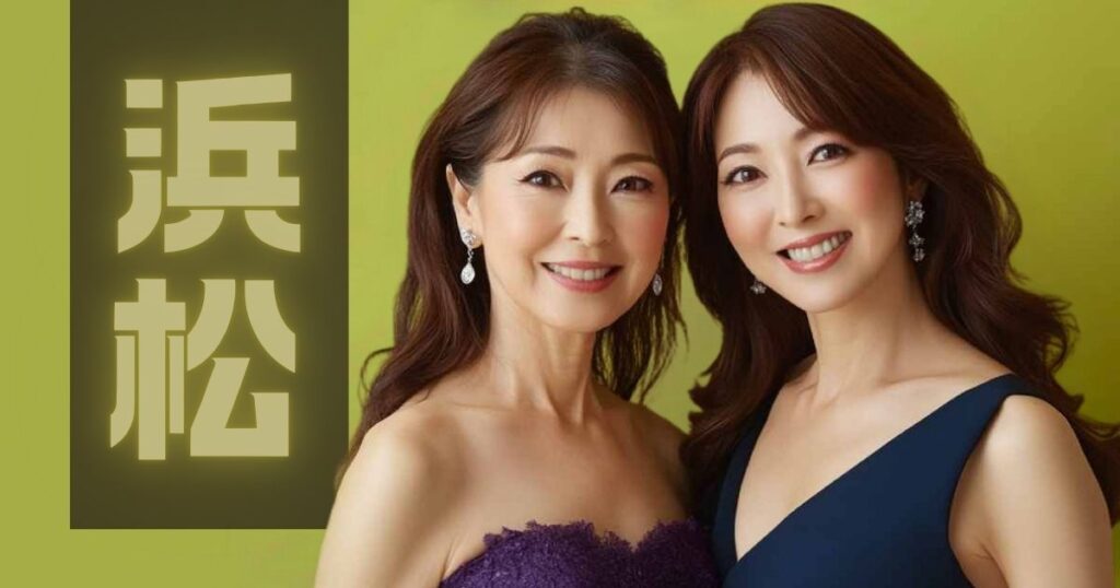 ドレスを着た色気がある40代～50代の2人の女性