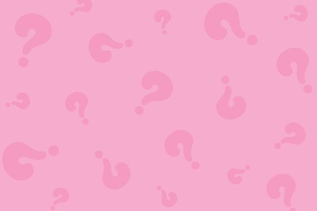 ピンクの背景全面に書いてあるハテナマーク