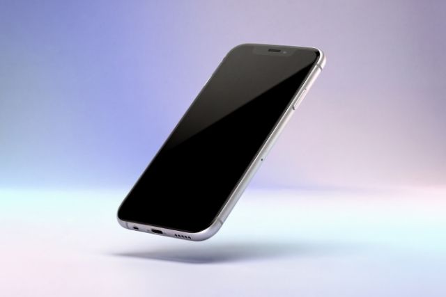 スマホが浮いている様子